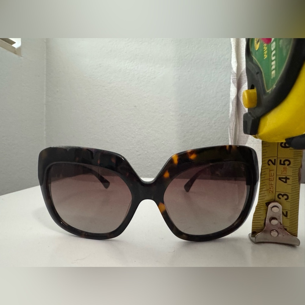 Vonzipper Tortoise Shell Oversized Sunglasses - image 7